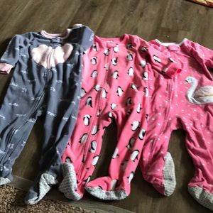 Set of 18 months Carter’s sleepers